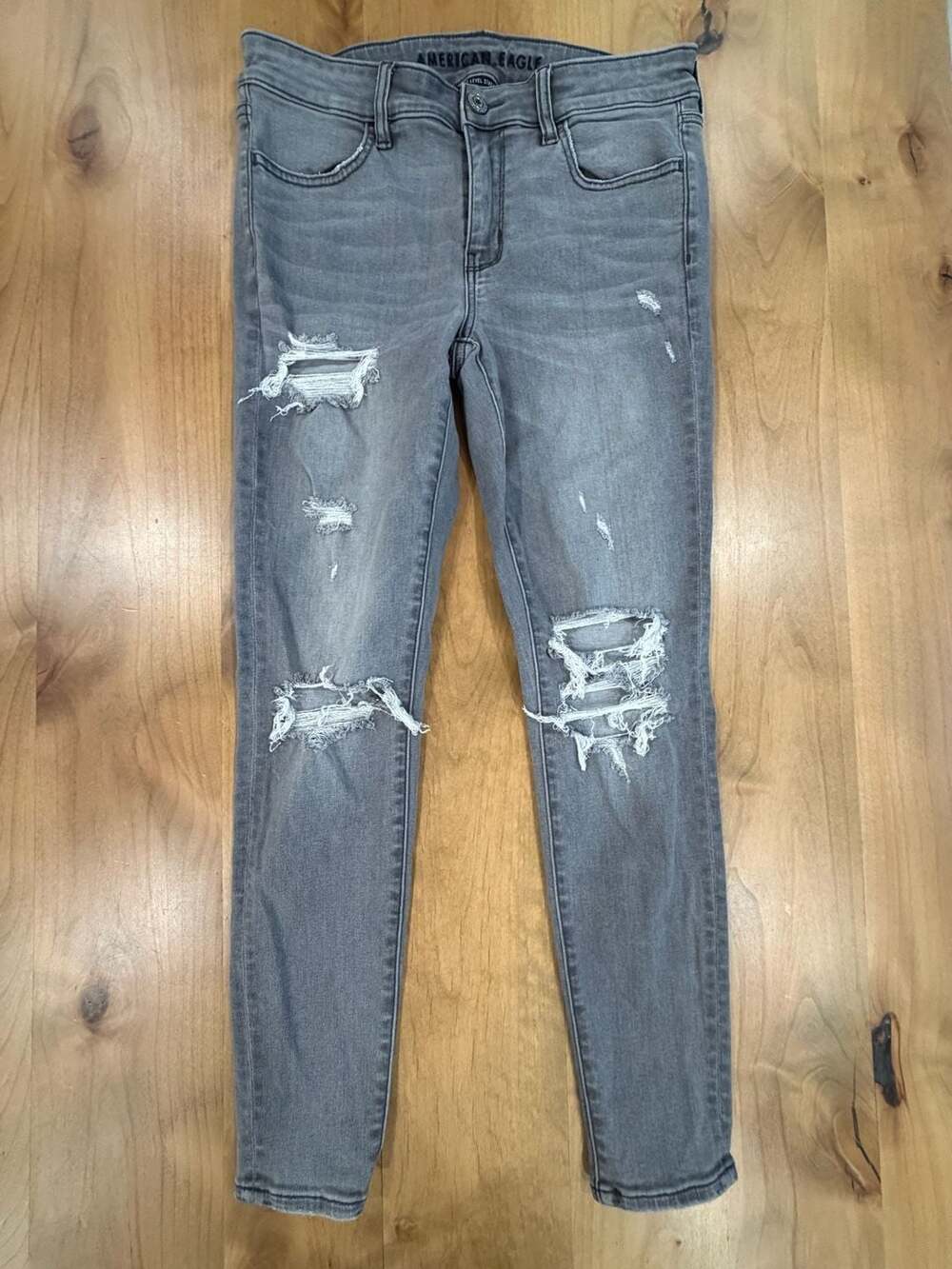 American Eagle Ne(x)t Level Ripped Grey Skinny Jeans size 8